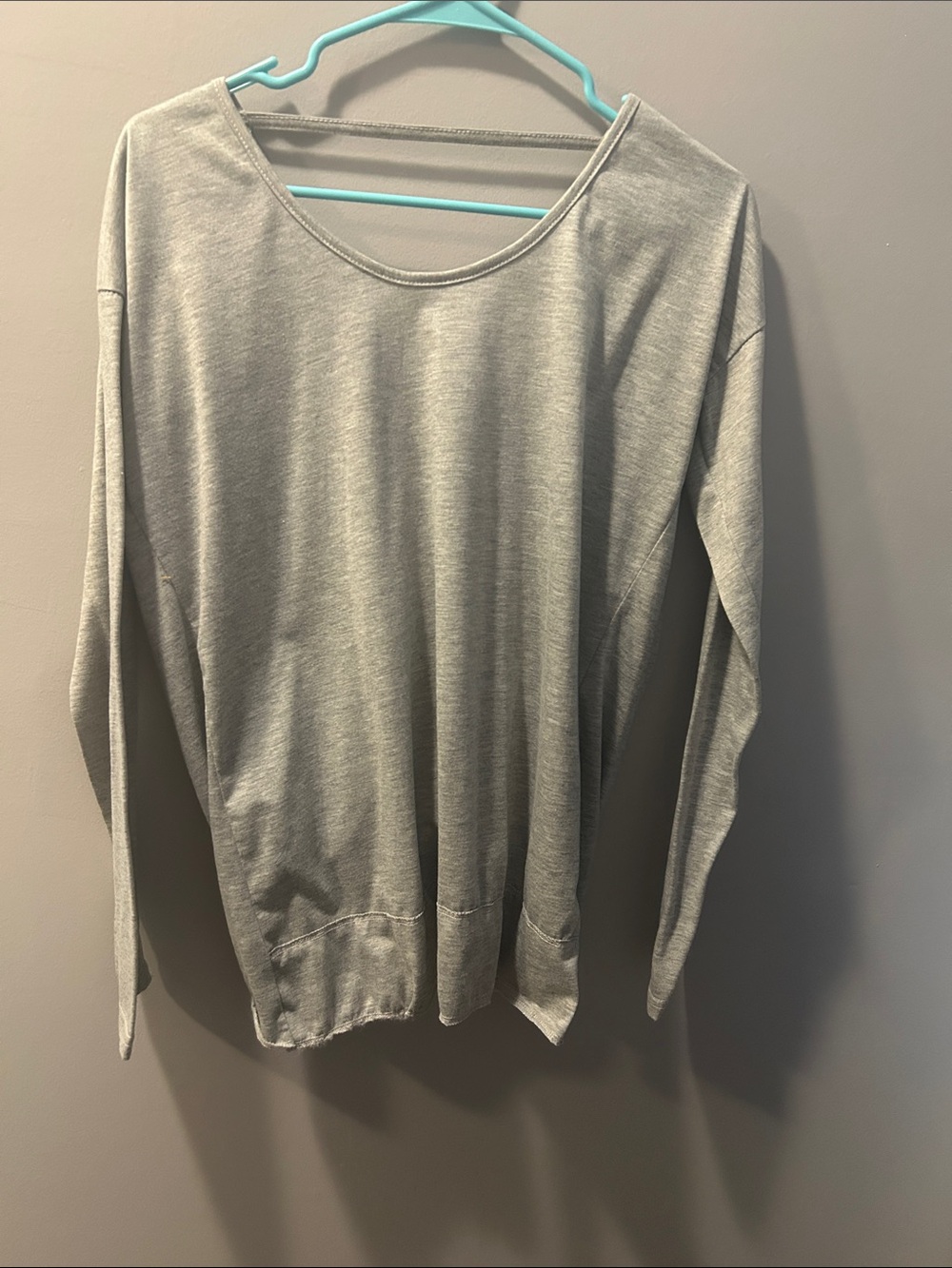 CHOiES Backless Lightweight Long-Sleeve crew T-shirt - Gray